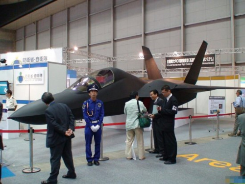  �ձ���һ�����M(j��n)���g(sh��)��C�C������ȫ�ߴ�ģ��