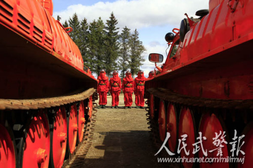 �ٱ��ڿ�ǰ�v�����M��������DƬ��Դ�������侯��