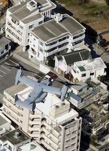 10��6����ֱ���Cģʽ�w��(j��ng)�_�K�h��Ұ�����Ͽյ���܊�����\ݔ�CMV-22���~������