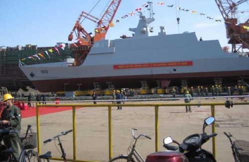 �Ї�(gu��)���ڰͻ�˹̹��(d��o)��ͧ