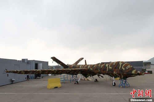 ����ǰ�Ɍ��麣��չ��չ��ģ�͵������o�˙C���ڽ��꺽չ���Ԍ��չ��11��8����ԓ�C�ѽ�(j��ng)�M�b�ꮅͣ����չƺ�ϡ�ԓ��o�˙C���к����I(y��)���³ɶ��w�C�O(sh��)Ӌ�о���������ԓ�C�b��һ�_100�R�������l(f��)�әC���߂�ȫ����ƽ݆ʽ�𽵺��w��������������w�����_1100����������m(x��)���r�g��20��С�r���ɔy�����N�ɲ�����������/�y������ӌ����O(sh��)�估С�Ϳյش���������Ɉ�(zh��)�бO(ji��n)ҕ���ɲ鼰���ع����΄�(w��)���΄�(w��)��Ҳ�����ھS��(w��n)��������߅��Ѳ߉����犷� �z �DƬ��Դ��CFPҕ�X�Ї� 