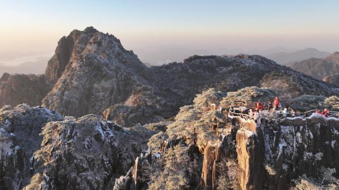 黃山，一下雪就成了現(xiàn)實版中國畫