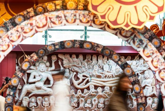 來(lái)！在香港“遇見云岡”