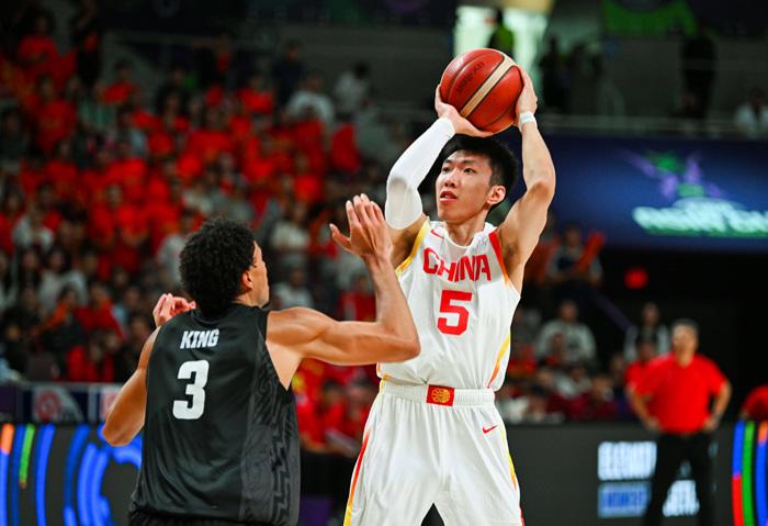 中國男籃時(shí)隔10年再進(jìn)亞洲杯決賽