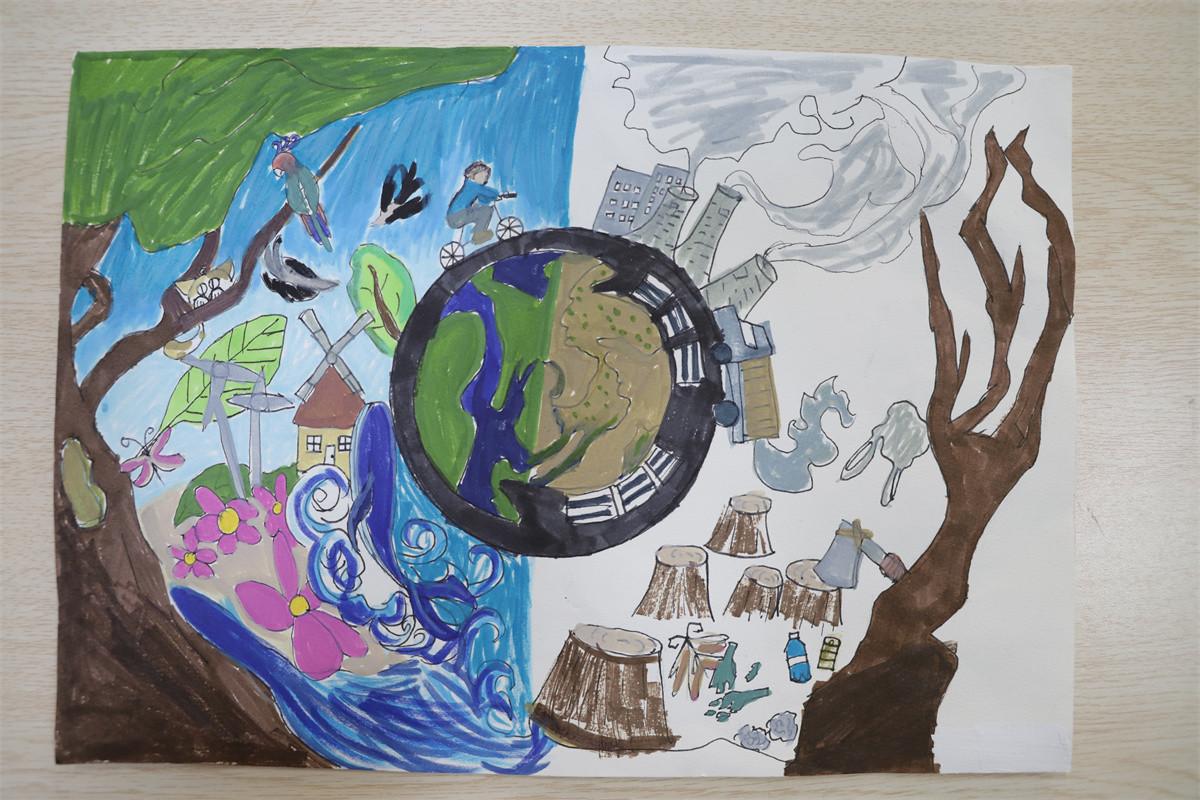 《保護環(huán)境，低碳出行》張雅涵 10歲