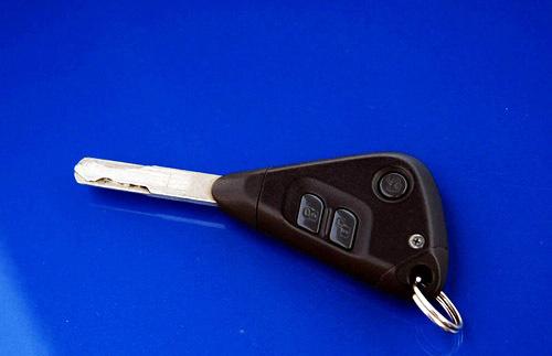 顛覆傳統(tǒng)/狂野不羈 試駕斯巴魯翼豹2.0R