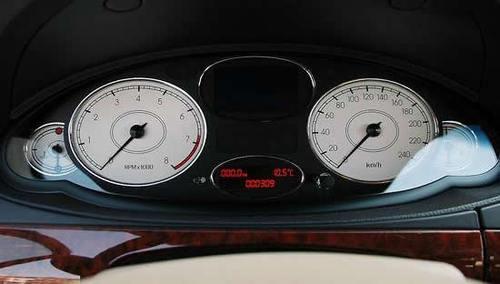 С��������� 4��ʹ�Üu݆����܇�����]