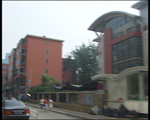 �D3���A��Έ@21̖�������׺��Ƕ�����P(gu��n)���С��У�@�����Ǿ��x��С�����һ���Ƿ������@���Ƿ���Ȼ���ǌW(xu��)�^(q��)��