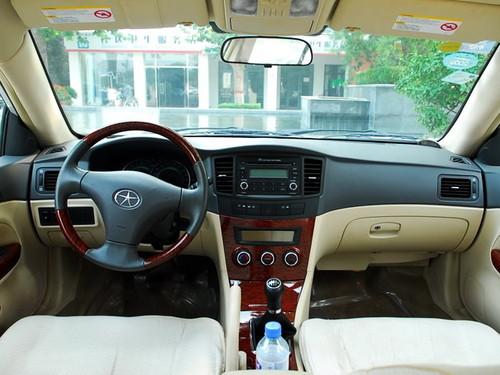 ��Ͳ���10�fԪ������(n��i)���̓r������܇�P�c(di��n)