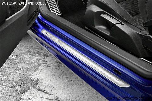 �Ӱ�R32���󱊰l(f��)��265�R����܇Golf R ��܇֮��