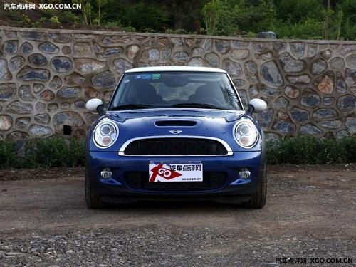 ����߀������1.6L�����b�����l(f��)�әC܇��