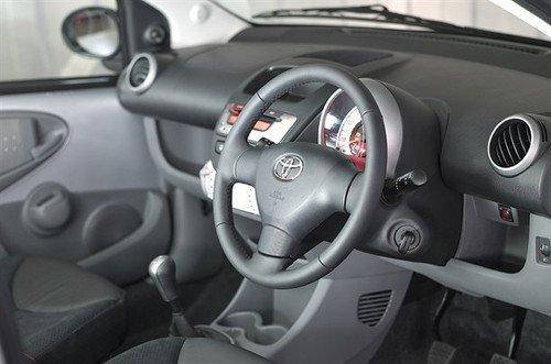 �ۼs10.24�f(w��n)Ԫ �S�ﺣ���Ƴ�Aygo�׽�� ��܇֮��