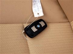 ��܇֮�� �A�����R ���R3ϵ 09�� 318i�M(j��n)ȡ��