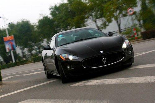 ��ħ�����ԇ�{��ɯ����GranTurismo S ��܇֮��
