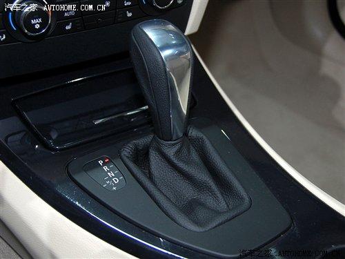 ����Ӳ픳�����T�������Č��R320i���� ��܇֮��