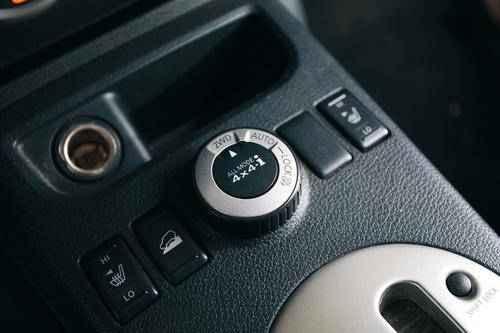 ���m(x��)���ء���(du��)��ԇ�{�����T�՚WƷ��SUV