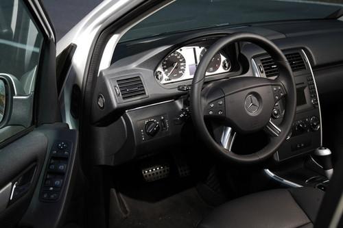 �帣�R�T ԇ�{���30�f(w��n)��(j��)�e��ͬ܇��