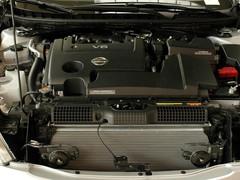 ���þͺ���6��2.0L������������܇(ch��)���]