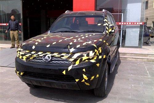 ������logo�ع� ȫ��suv����܇չ�װl(f��) ��܇֮��