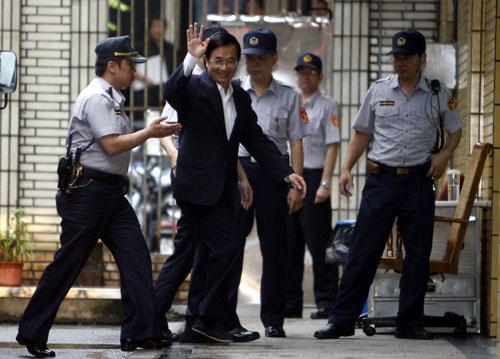 11����������ұװ������������ˮ��������܇�r(sh��)�����䐂����ý�wӛ�ߓ]�����⡣�DƬ��(l��i)Դ���������硱