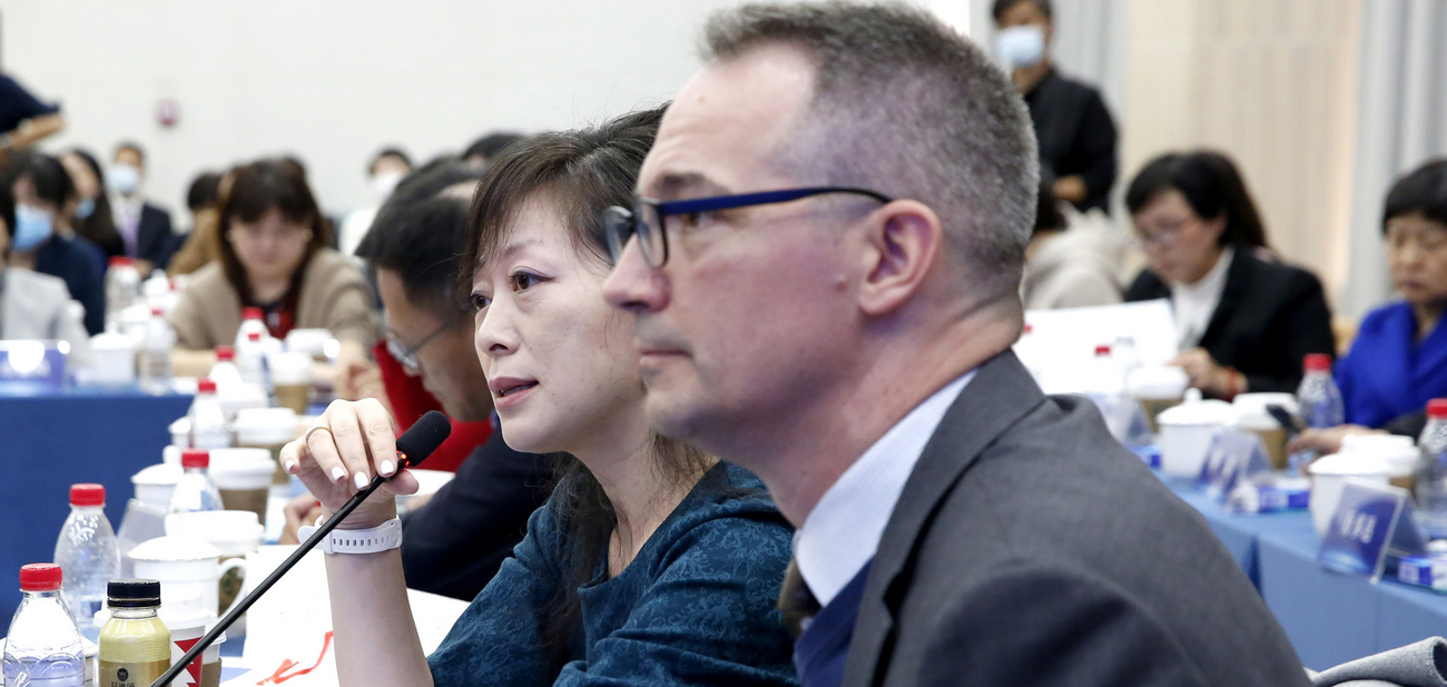 中國擴大高水平開放決心不變 外企稱更看好中國市場<p>    企業(yè)代表表示，通過聆聽圓桌會關于黨的二十大報告的詳細解讀，對于報告重點內(nèi)容有了更深入更全面的掌握和理解，更加提振了在華投資的信心。<p>