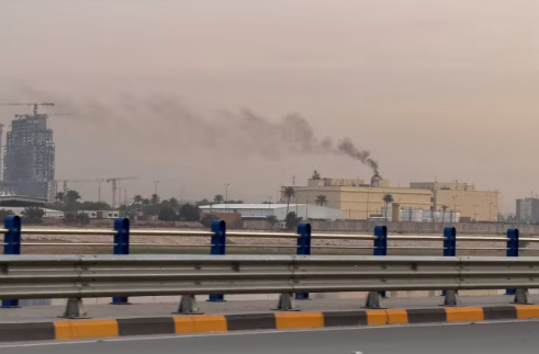 “遭襲后現(xiàn)場(chǎng)濃煙滾滾”，美使館要求美公民立即離開伊拉克