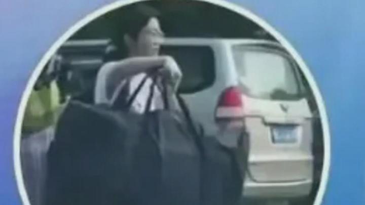 冒充“扁擔女孩”劉燕開賬號！網(wǎng)警依法查處