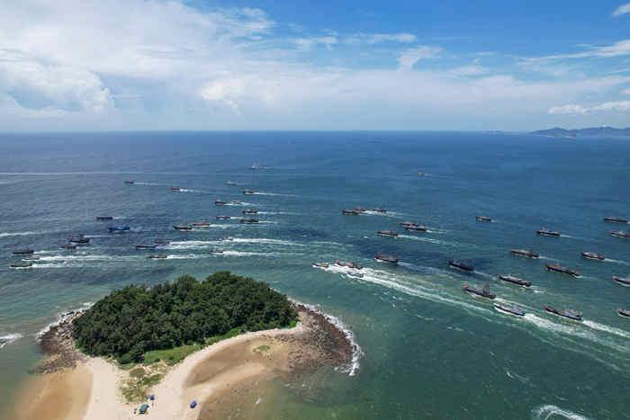 南海開漁 廣東閘坡漁港千帆競發(fā)耕海牧漁