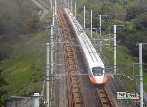 臺灣南投發(fā)生6.7級強(qiáng)震高鐵全線停駛(圖)